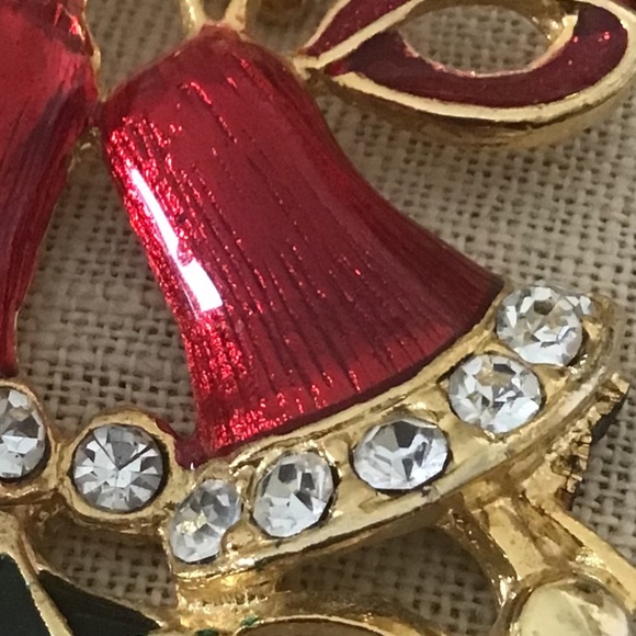 Large Vintage Holiday Pin Enamel & Rhinestone Bells Festive Gold Tone Red & Gree - Picture 2 of 11